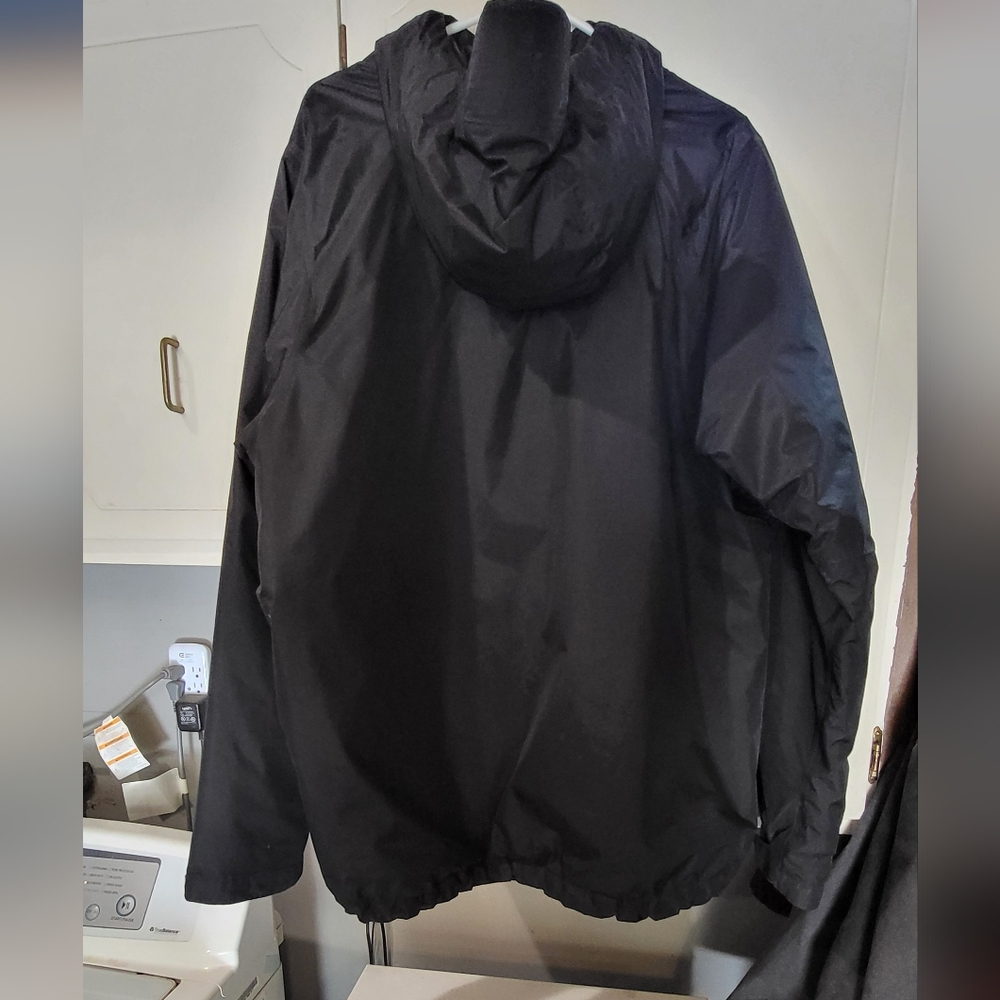 Patagonia Insulated Torrentshell Black - Picture 3 of 5